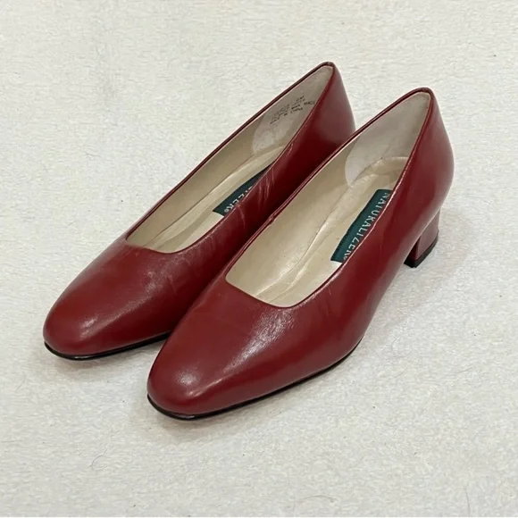 Naturalizer Red Leather Pumps Size 6 - Picture 1 of 3